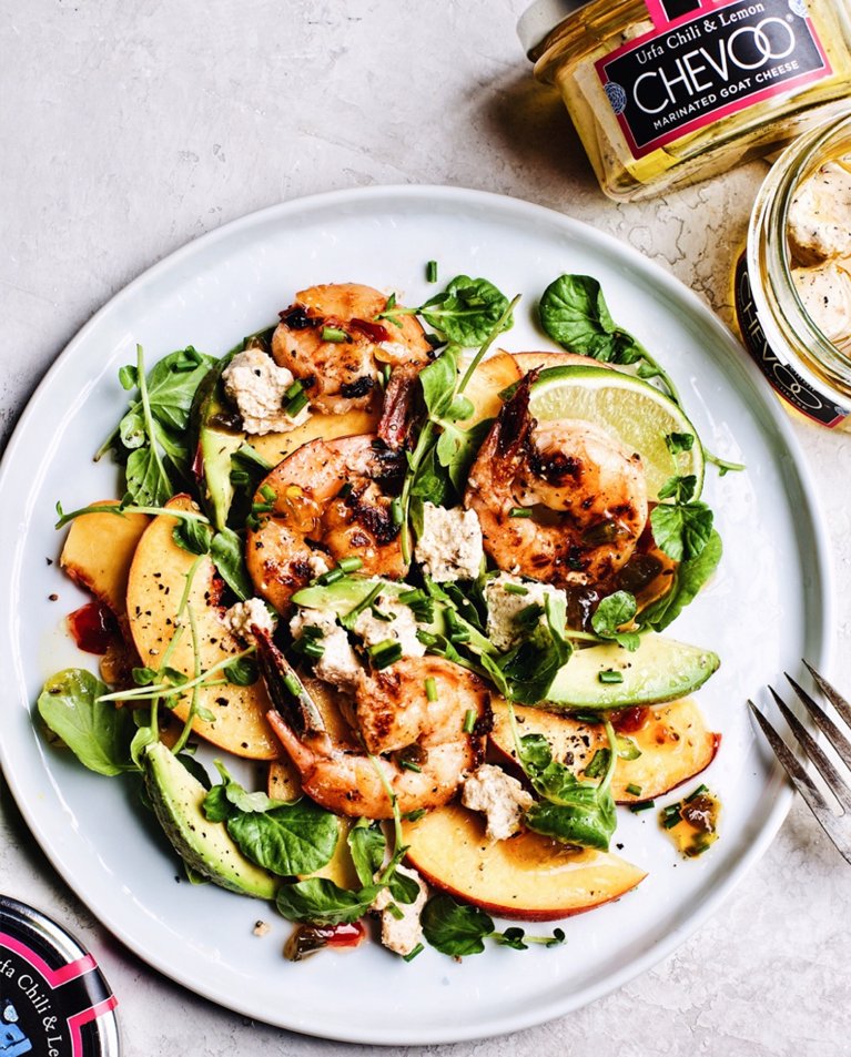 CHEVOOlife's tweet photo. Find the latest mouth watering recipes from our fav's like @thedaleyplate on our new and improved website. Tag us with your recipes and share the love! #HowDoYouCHEVOO
#CHEVOO #peaches #prawns #recipe #delicious #simple #goodness #artisan #marinated #goatcheese #Wednesday https://t.co/gxDBCTH90p
