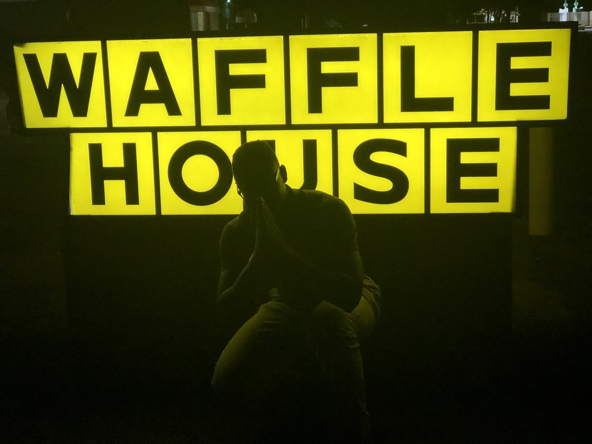 Roflfox Waffle House Def The Best Alternate Reality Pvp Zone Dining Experience Out There