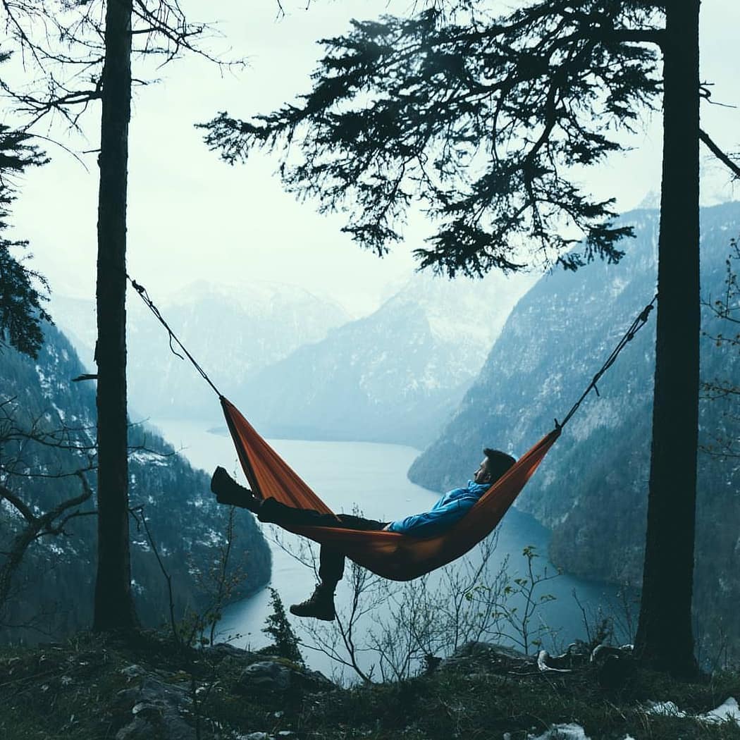 MalloMe3's tweet photo. Some evenings are made for savoring loneliness. 🏕️ 🌲
Pic by @formgestalter
-
-
-
-
#hammock #hammocking #hammocklife #pnw #oregon #peak #mountain #nature #adventure #cliff #ventureout #wildernessculture #thestatewide #travelstoke #wanderlust #outdoors https://t.co/J56rUi6g6p