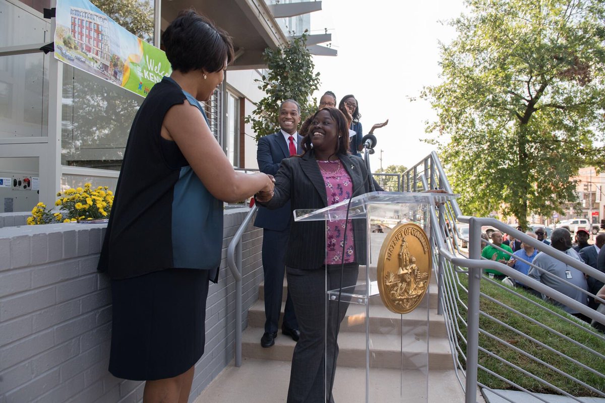 MayorBowser's tweet photo. Homelessness in our city is not just a one ward issue — it is an #All8Wards issue and it requires an #All8Wards solution. “The Kennedy” is a part of this solution. With this short-term family housing program, we are closer to ending homelessness across the District. #HomewardDC https://t.co/X2cypdzCgk