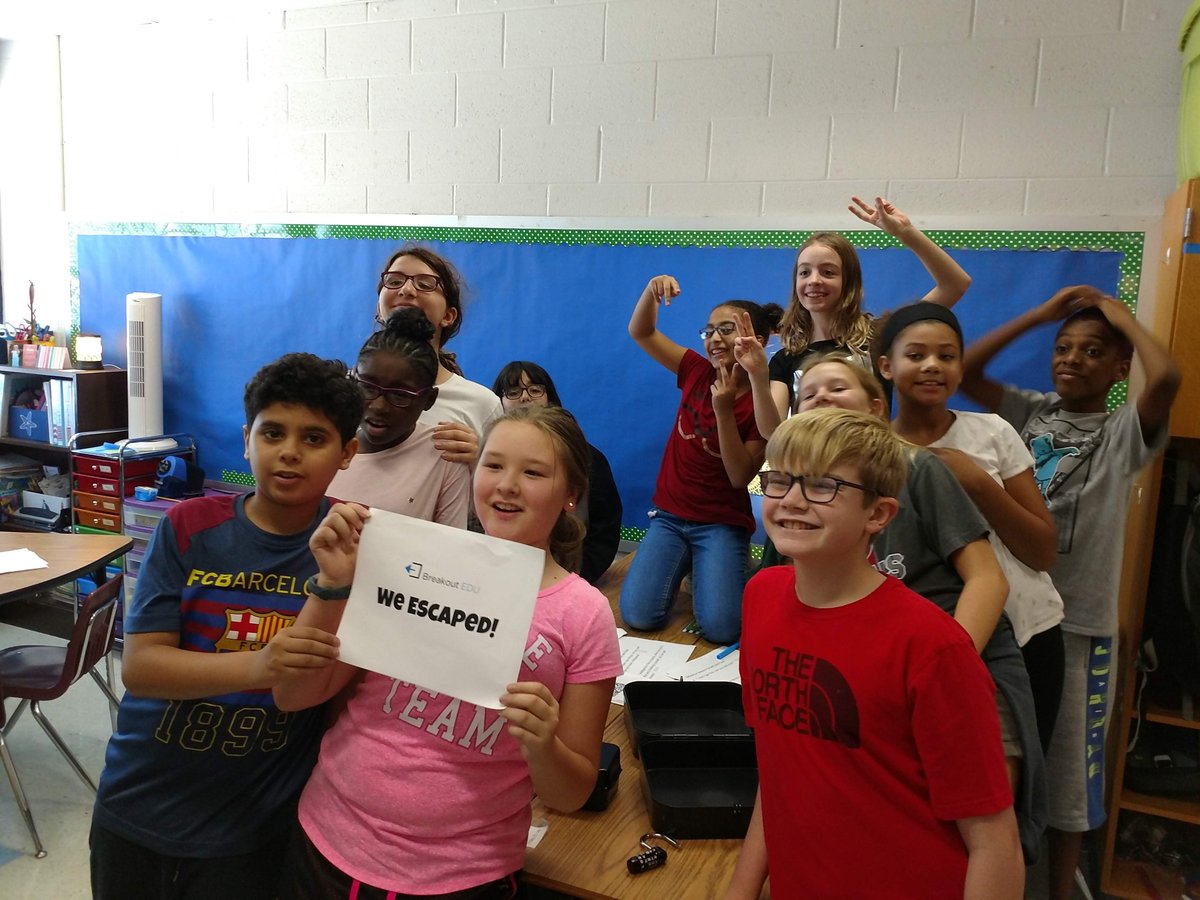 april2599gm's tweet photo. It took some GROWTH MINDSET to @breakoutEDU of the box!  Ms. Shick's class definitely has Growth Mindset!  @FCPSLaneES @nikkikahara #LaneRocks #LanePRIDE https://t.co/sX70Rozp7d