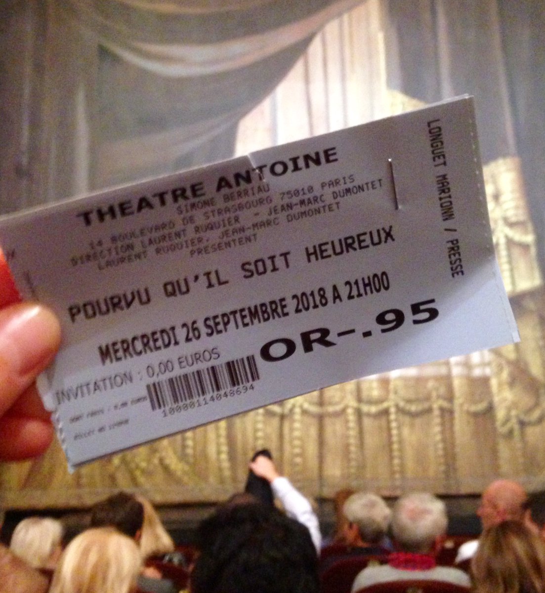 SoldOutApp's tweet image. Trop hâte de découvrir le nouveau spectacle de @francishuster au @theatreantoine !!! On vous dit tout sur le blog de @SoldOutApp !
#spectacle #comedie #theatre #theatreantoine #francishuster