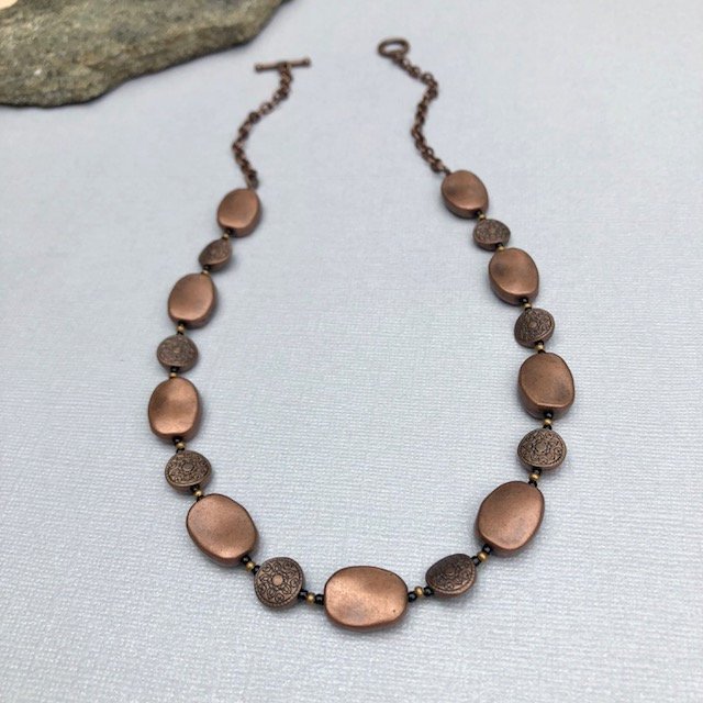 This copper necklace can be found in my #etsy shop: etsy.me/2xFSS3r #handmade #copper #jewelry #necklace #copperjewelry #coppernecklace #falljewelry #rusticjewelry #rusticnecklace #uniquenecklace #stylish #fashion #jewelrylover #bohochic #bohostyle #bohojewelry #gifts
