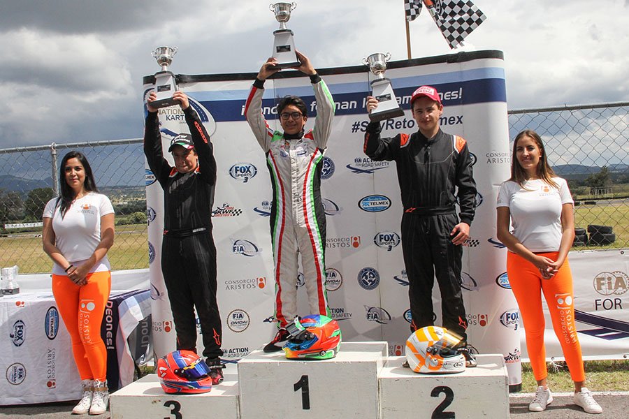 pasionvelocidad's tweet photo. Eloy, Ivanna y Max se llevaron el máximo honor en FIA México – National Karting Championship: https://t.co/tQKNfUhUrR https://t.co/IzEt8C9cqr