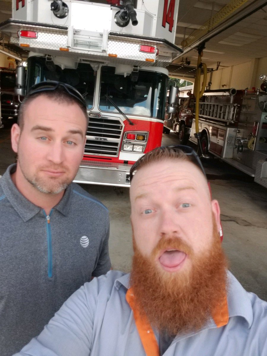 Elliott Chambers tweet media