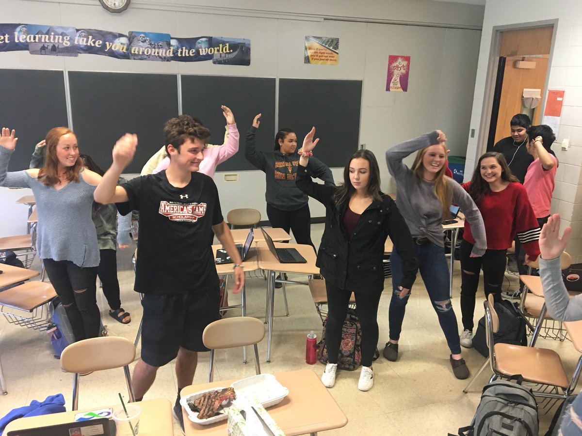 #WICOR Wednesday means math aerobics! #weRclc