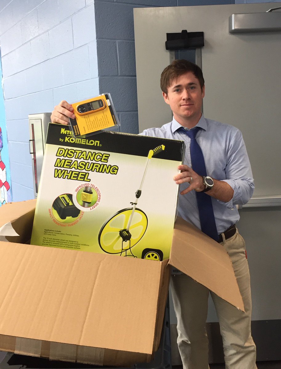 mrs_johnson20's tweet photo. Yay for more supplies!!! Thank you @KatyISDEdFound !!!! @SJHCats @ParkstheSciGuy @SaberCatTech @akrcek1220 @MrsJCrompton #FanTheFlame #projectflight https://t.co/xrIHHyHIGX