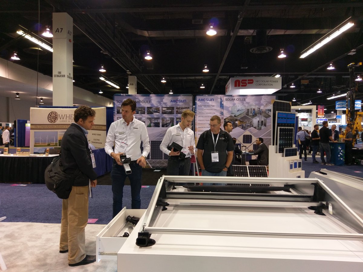 esdecUSA's tweet image. Lots of great conversations happening at Booth 378 @SPIConvention Come learn about our innovative  #Flatfix mounting system! #SPICon