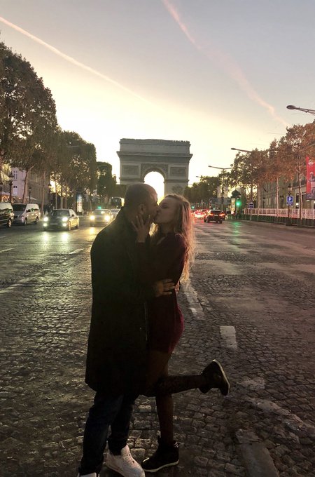 2 pic. Chill’ with my lovely wife @AngelEmilyxxxx in #Paris 😍
#ChampsElysées https://t.co/MUpnZdJh3u