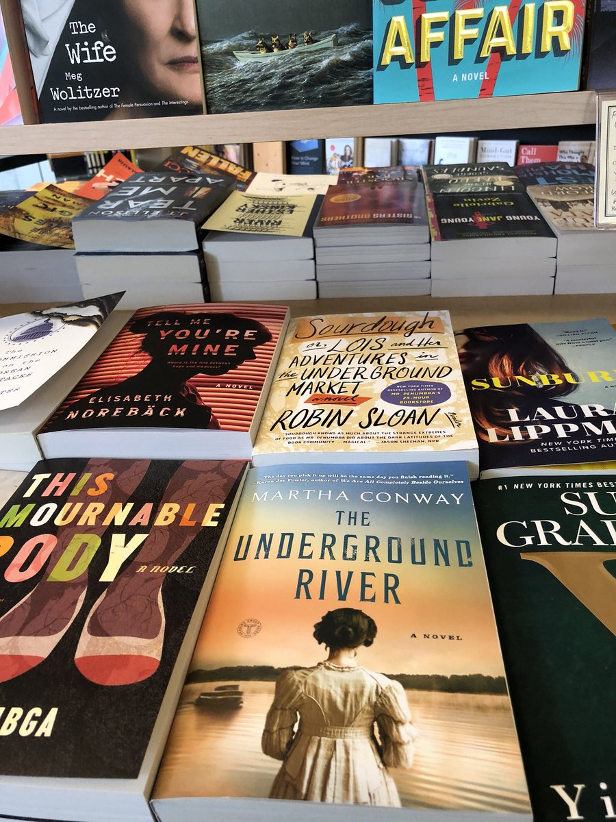 carablack's tweet photo. Spotted at @BooksIncEvents #operaplaza @marthamconway wonderful 📕The Underground River https://t.co/HSsFYKAOu4