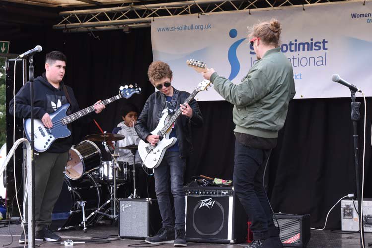 SolihullFITP's tweet image. A huge thank you to everyone who joined us at Fun in the Park last Sunday!