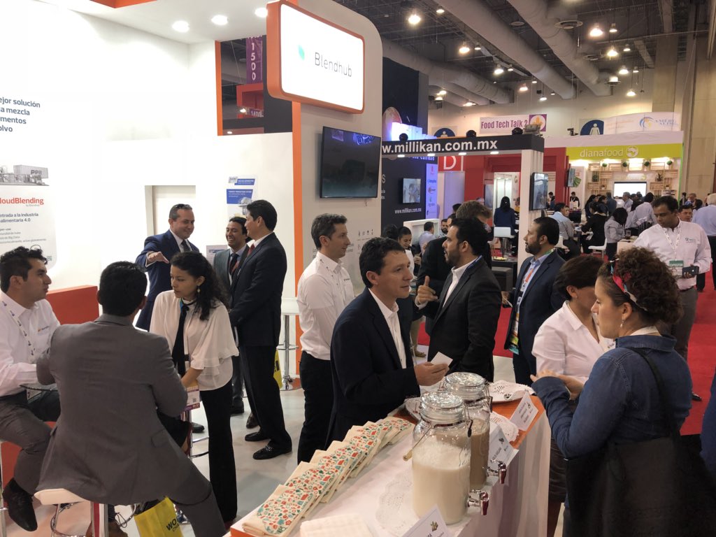 Blendhub's tweet photo. Posibilitamos la producción global de tus marcas propias en bebidas vegetales! Visítenos en el stand 1310 y no pierdas la conferencia de nuestro CCO @PelegChevion acerca de la producción de alimentos decentralizada a las 17:45 en el auditorio 1. #yovoyalfood https://t.co/B7SZh0rUB0