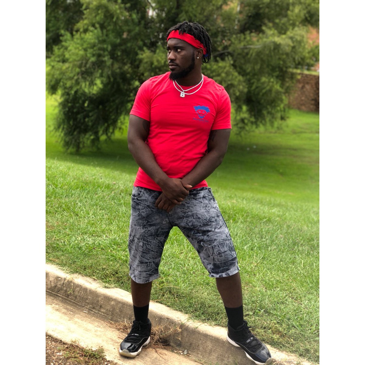 DiamondBoyUSA's tweet photo. Mr. “I’m Drunk”, himself @im_bopp, in his Diamond Boy Clothing Co.: The Originals tee. 

Get yours today @diamondboyusa! 💎 https://t.co/wbJF6QmYvB
