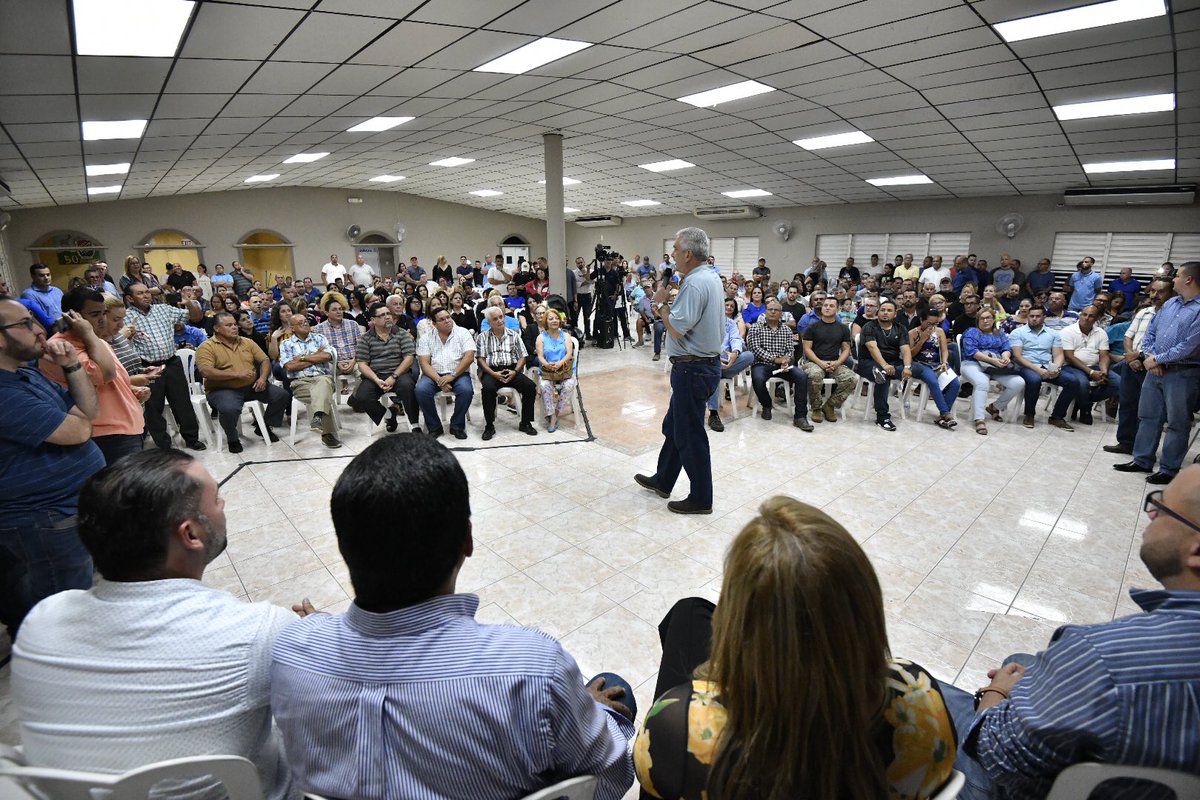 trschatz51's tweet photo. Reunión política en #SanSebastián junto al alcalde Javier Jimenez; los senadores del Distrito de Mayaguez, Evelyn Vázquez y Luis Daniel Muñiz; el senador del Distrito de Guayama, Carlos Rodríguez Mateo y el representante Felix Lassalle. https://t.co/kqXEqA3tSU