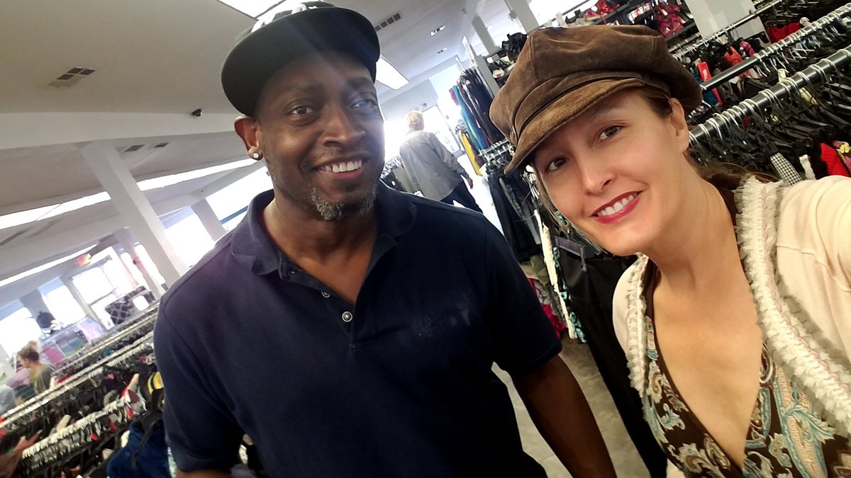 calirossen's tweet photo. @tylerperry Another hard working Actor Dad @fuel_steven #hookhimup like Actor Geoffery Owens❣❤🙏❤ AND he has my name his hat...Kewl! https://t.co/myyLSH7TxO