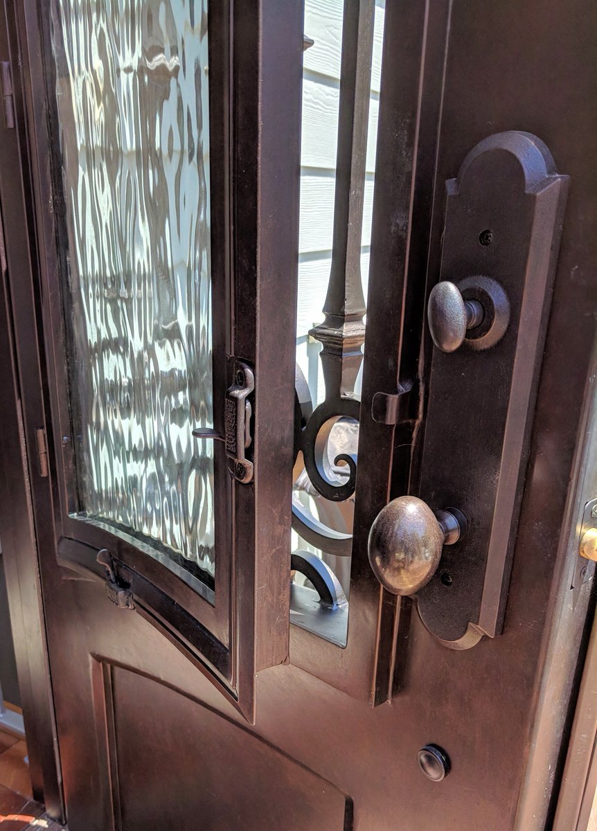 DoorsbyDesign's tweet photo. Did you know that most of our wrought iron doors have functioning windows?  Perfect for letting in the crisp fall breeze. #homedesign #homeremodel #frontdoors #doors #irondoors #dreamhome #luxuryhome https://t.co/qAIfjKyNtP