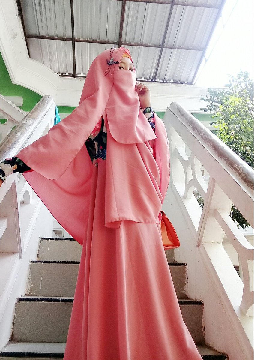 Mutiara70071022's tweet photo. bsmillah smoga istiqomah dalam hijrah.... https://t.co/joCd6vCAtH