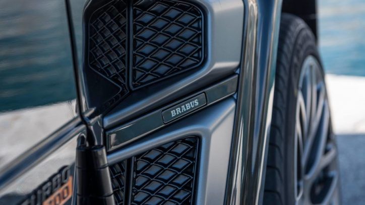 BenzInsider's tweet photo. #Brabus 700 #Widestar Package for the #Mercedes #AMG G63 Released
https://t.co/5sHz7L6sTZ https://t.co/RxNlMu3hp1