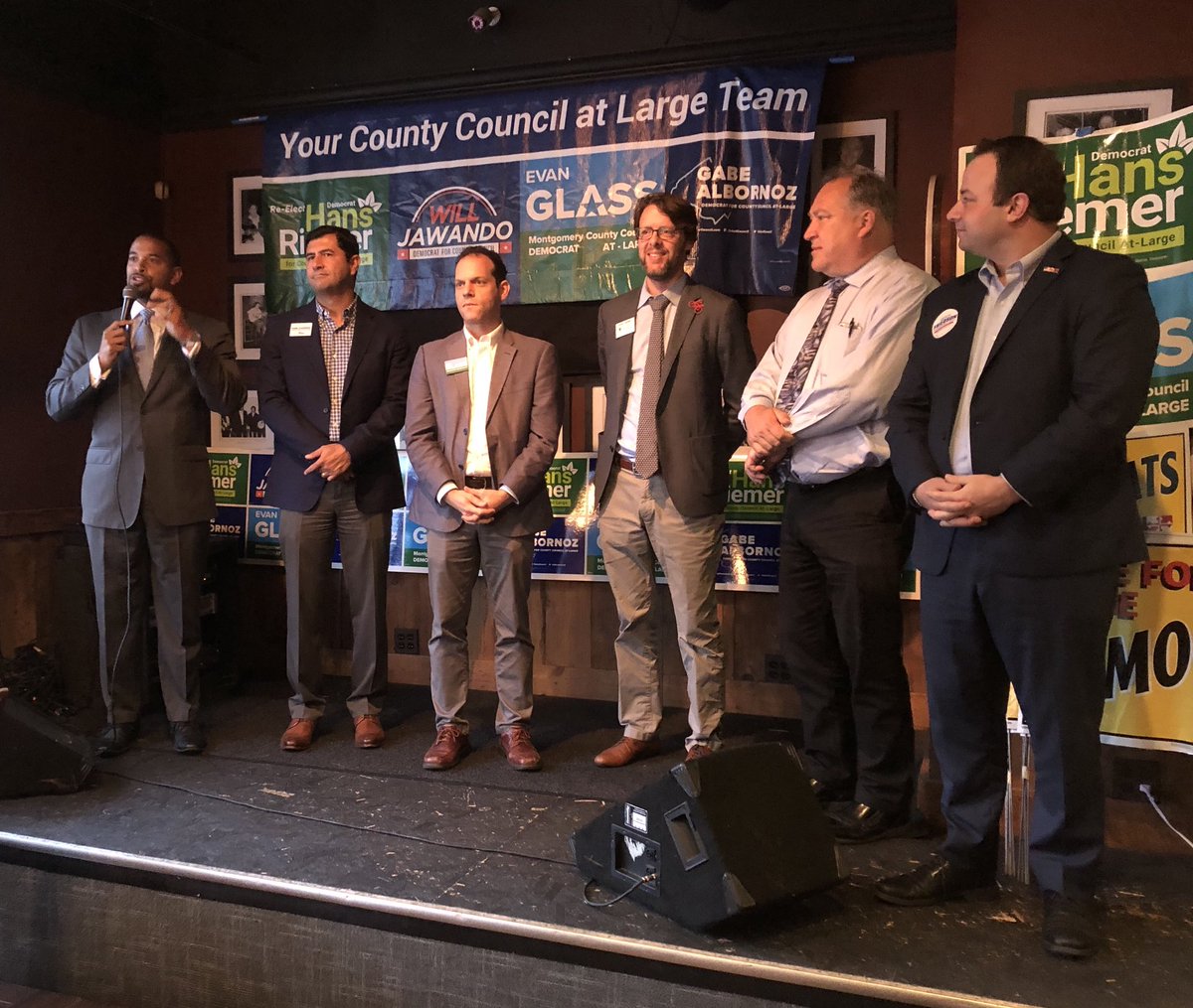 willjawando's tweet photo. Thank you to everyone who stopped by our first Meet-and-Greet for the Democratic County Council At-Large Team! Our next joint event is this Sunday, September 30, from 3-5 PM at @brookevillebeer. Join us if you can! #TeamJawando #BlueWaveMoCo https://t.co/qSuB9bf7BR