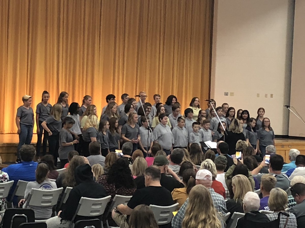 LMS_LCSC's tweet photo. Our Treble Makers, Intermezzo, and Vivo Choirs joined LMS Concert Band for the Autumn Concert. #LCSCPride https://t.co/1v2e03tMWQ