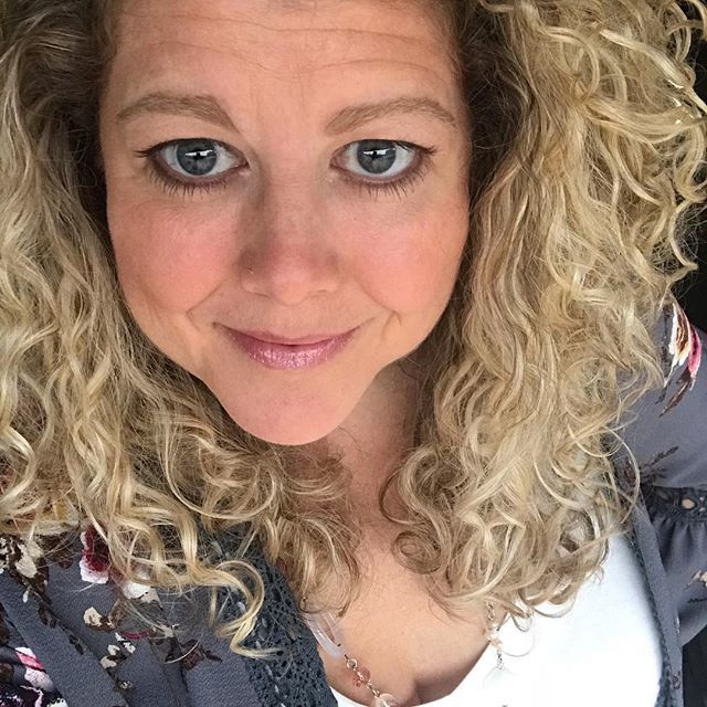 cocktailsnfit's tweet photo. We made it through half the week!!! Yahoo!!!! ππ» #WorkoutFORwine #TreatYOself #cocktailsNfitness https://t.co/r5LKAACK7r https://t.co/3uXSYm1YIP
