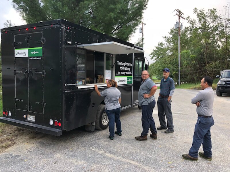 samcamuso's tweet photo. Live presentation & sharing knowledge provides power to make sound choices. @Harrimanscash allowed us this opportunity at his site after conducting #Posterity & #SecureAction trials. Appreciate the time & effort to make this happen, glad to give back to the crew. @SyngentaTurf https://t.co/I37TqyB9py