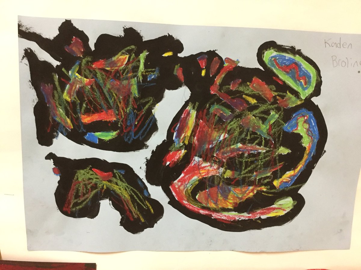 JGannart's tweet photo. 4th Graders AbStRacT ARt! @JGannart #Langleylobos #art https://t.co/ZAF9bdqUbC