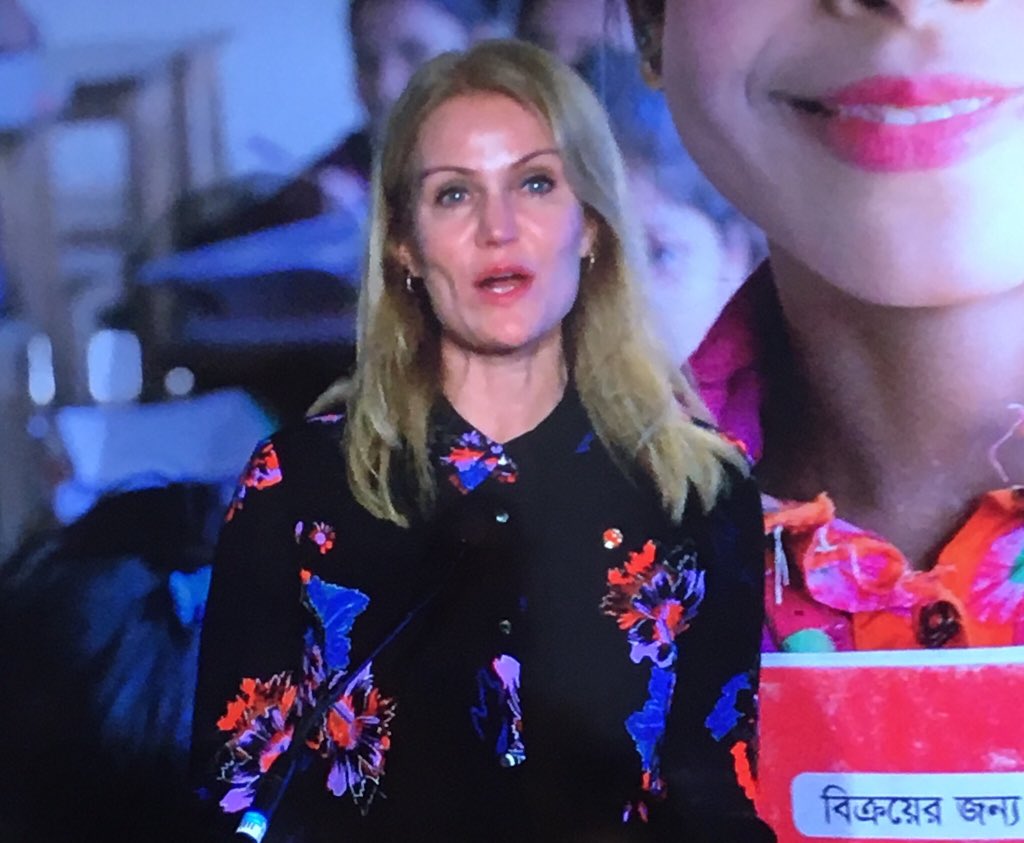Renvimick's tweet photo. @save_children CEO Helle Thorning-Schmidt makes a vibrant call for action to provide education to refugee children: “we will re-write these children’s future”
#UNGA2018 #RefugeeEducation @LEGOfoundation @halima_begum https://t.co/wotO2wm4x8