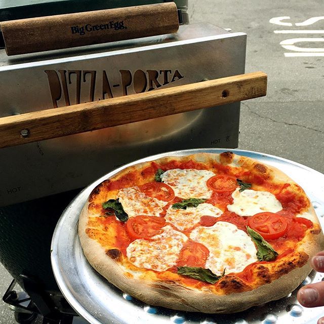 pizzadashporta's tweet photo. Hello Toronto. We are bringing the Pizza! Can’t wait till Saturday. @dicksonbbq #pizza #pizzadashporta #dicksonbbq #smokeshow #torontoeggfest2018 #woodbineracetrack #bgepizza https://t.co/oqhf00gRNX https://t.co/VUbwIIRK3d