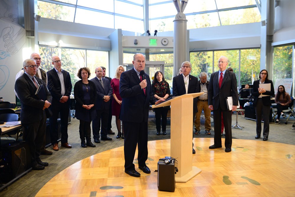 As we review the recommendations, we're proud to announce a few immediate actions that Alaska will get to work on now, from village relocation planning, to energy efficiency, to fishing industry research. (2/2)

Full list of actions here: goo.gl/JgTfjY #akleg #akclimate