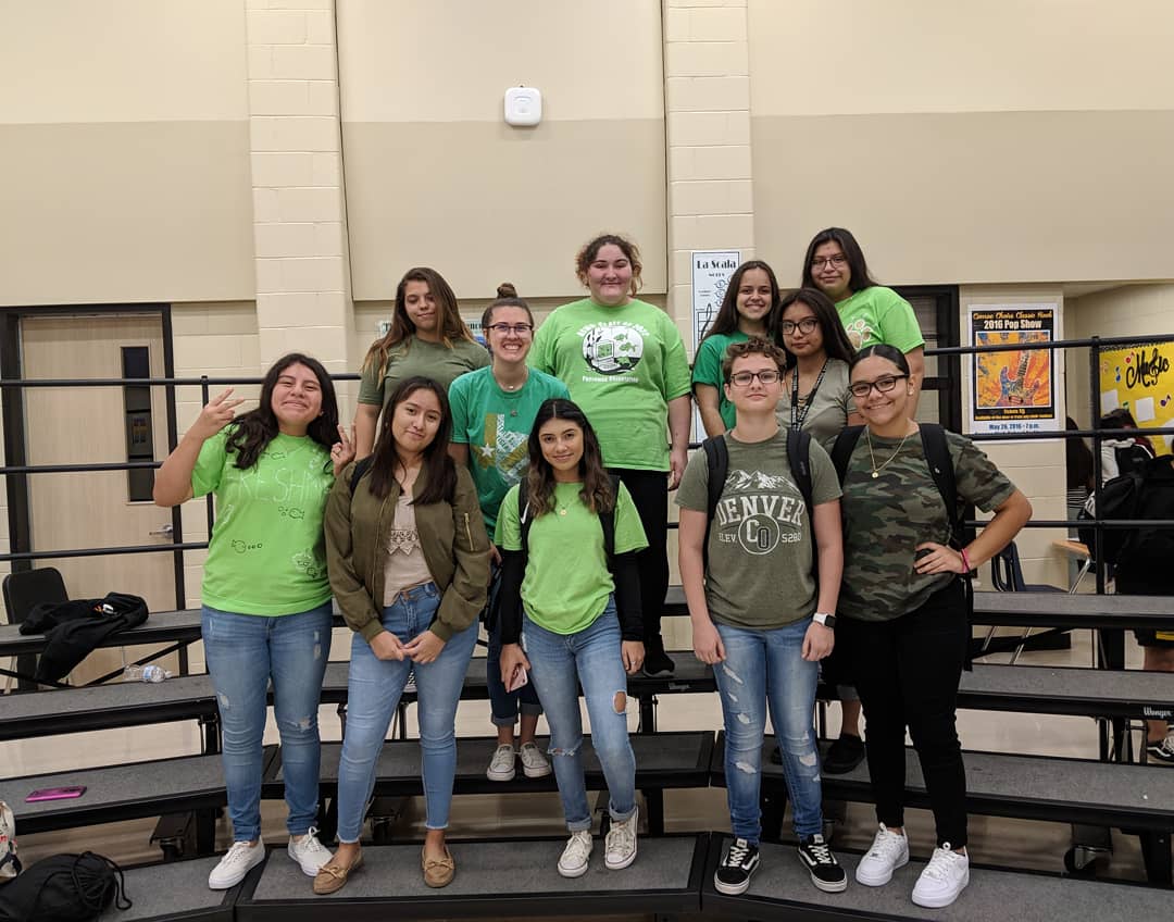 conroechoir's tweet photo. Color Wars for Homecoming Dress Up Day! #GoFreshmen #Green #CHSChoir #StriveForGreatness #SicEm #hoco https://t.co/tzdZ0FTQLy