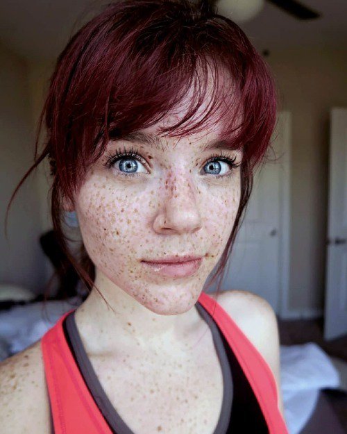 Ebony smalltits freckles natural