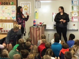 _lynaep's tweet photo. @BismarckSchools 
The Century Lead students spoke to the Sunrise 5th Graders about doing PBL projects that focus on helping others in our community.  Thank you Katelyn Reiter for the photos. https://t.co/4fIjEqVept