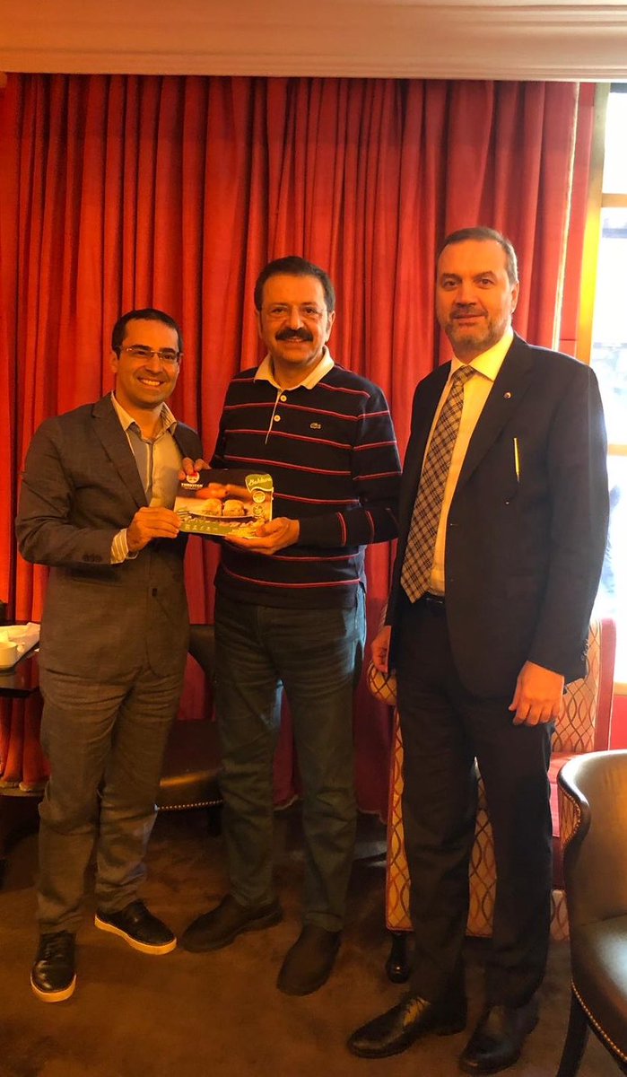 RHisarciklioglu's tweet photo. TURKITCH - Turkish Kitchen Amerika’da ilk %100 Türk gıda markası olarak kuruldu. Kurucuları Cihan Çömez ve Özkan Yılmaz'ı kutluyorum. @TurkitchUSA #EatlikeaTurk #Turkitch https://t.co/Nq9zhv5ZDr