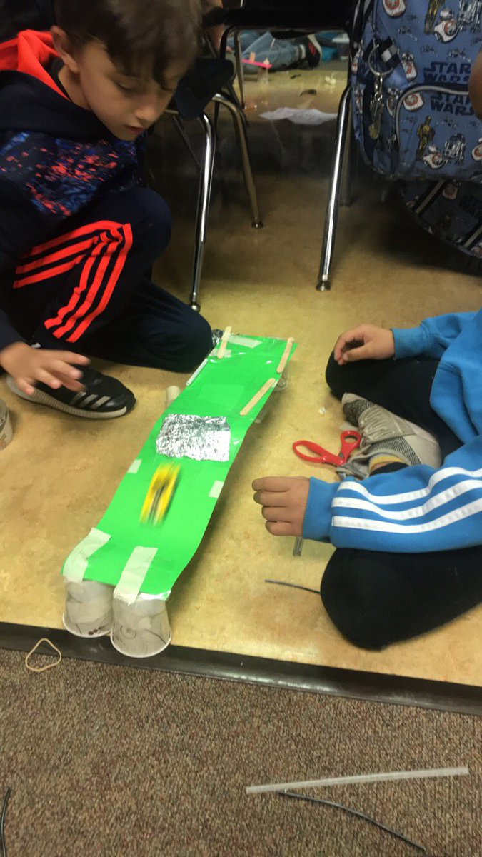 MissBcrader's tweet photo. Last week was towers, this week we continued to test our engineering abilities with bridges!!! 🤗 #BUCOEImpact https://t.co/lSi3xuLHDK