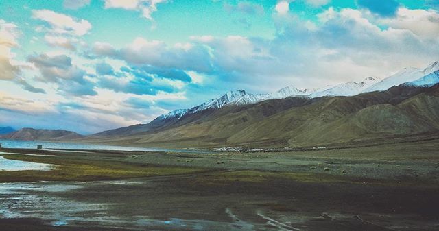 jassi1590's tweet photo. #vscofilter #vsco #vscocam #sunset #leh #ladkah #j&k #monistry #travel #traveller #lehdairy #vscophoto #vscoedit #vscogoodshot #instagram #instagood #natgeo #mountain #ridingseptember #india #2018 #pangongtso #lake https://t.co/s7riZMaw8b