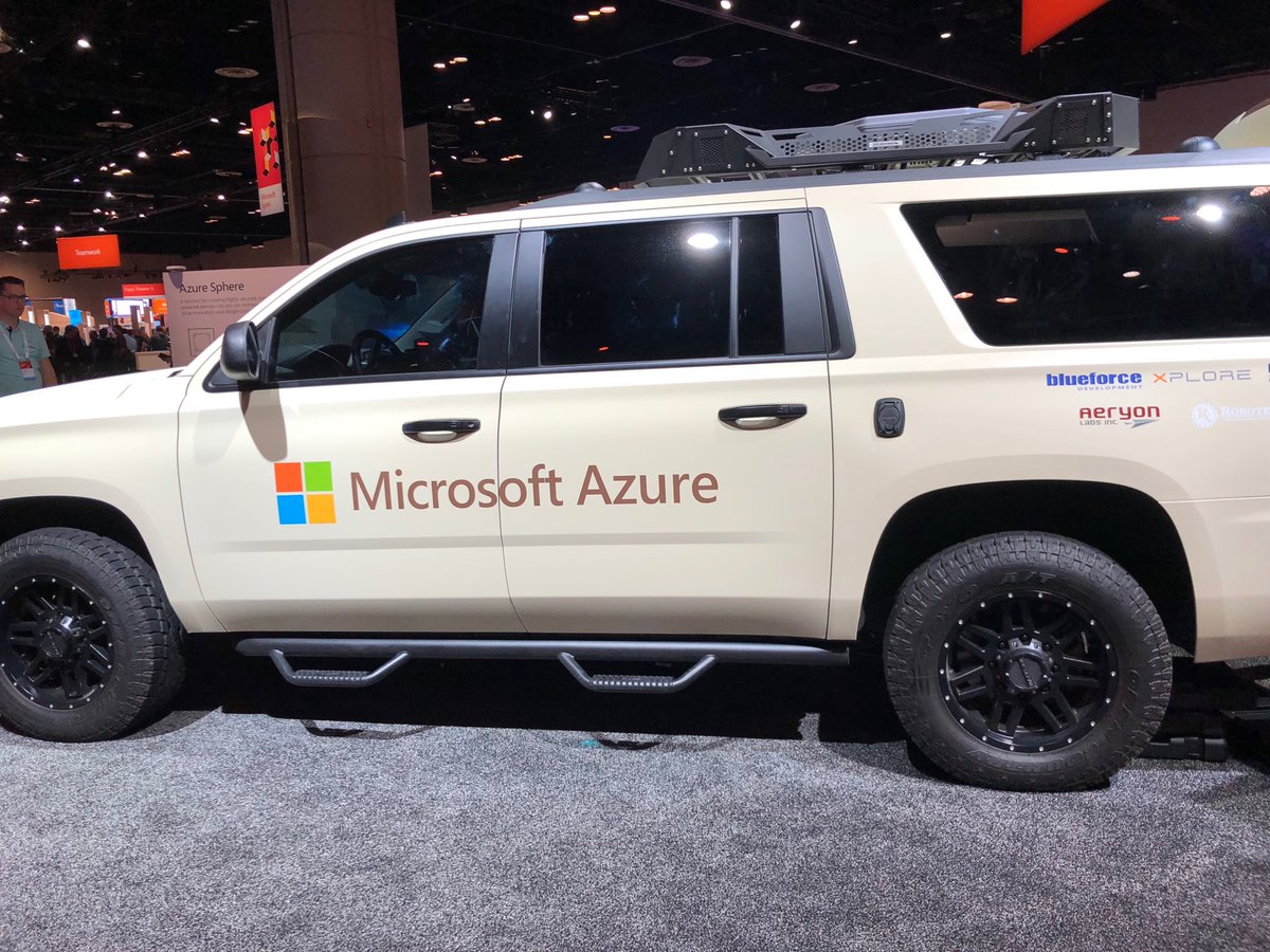 catelyon's tweet photo. How Microsoft does swag. #MSIgnite https://t.co/gxOVBrHuXy