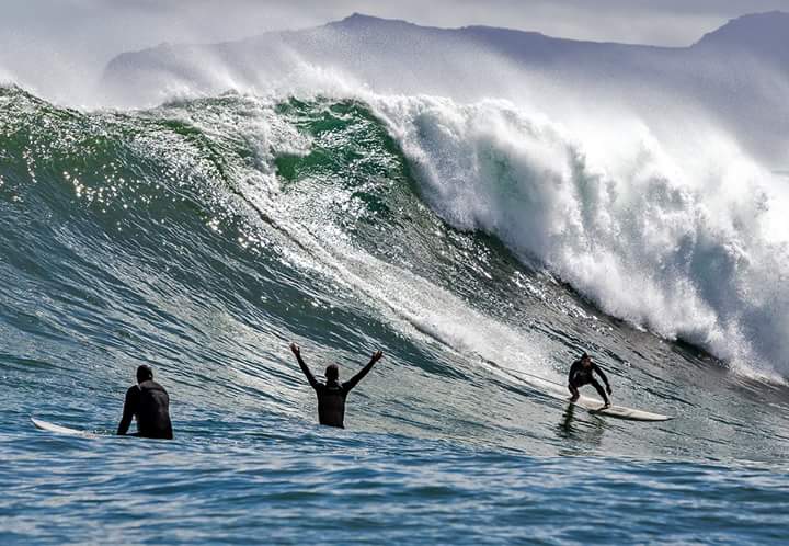 SaltRockSurfSA's tweet photo. #surfpicoftheday pic courtesy of @WavescapeSA https://t.co/LwHKatrfOH