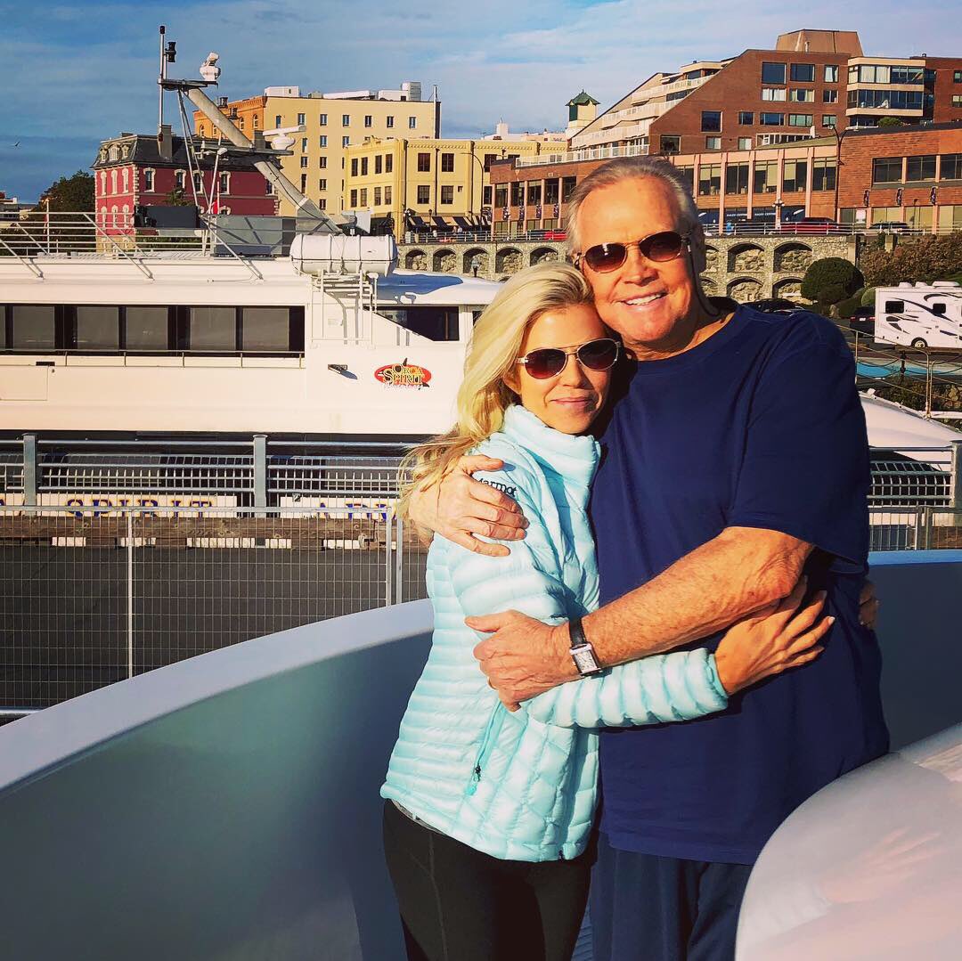 faith_majors's tweet photo. Sailing into fall with my love. 🍂🍃🍁 https://t.co/dltS3kcRQO