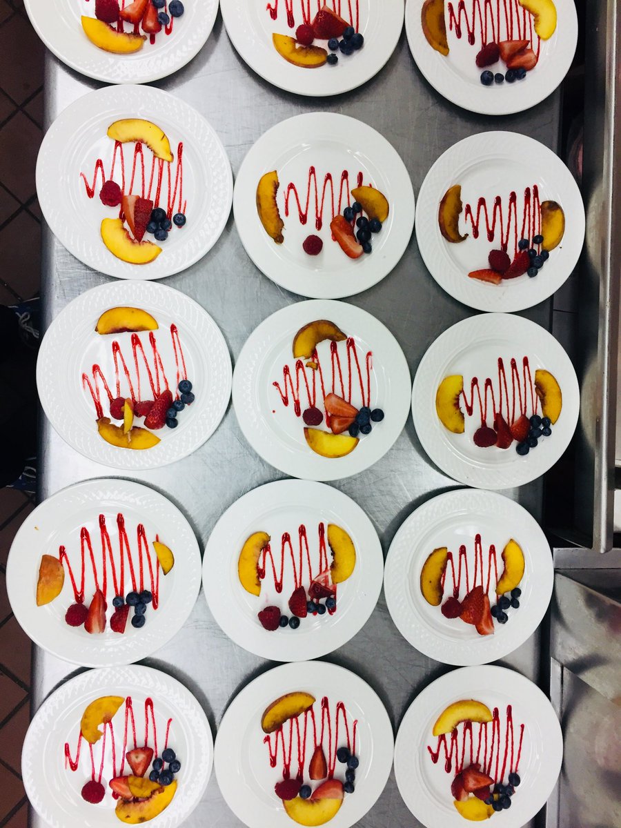 ChrisHRobbins's tweet photo. Plates ready for #weddingcake with garnishes of red berry coulis, Local peaches and berries! ⁦@Robbins_Wolfe⁩ ⁦@ChrisHRobbins⁩ https://t.co/KC2KLaWMWp