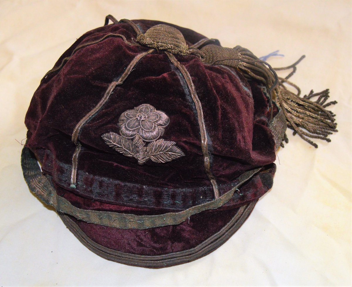 This slightly dishevelled #englandrugby cap is from a private collection and illustrates that caps need TLC to look good and survive.  #rugbyhistory #rugby #rugbyunion #rugbyunited #RugbyTonight
