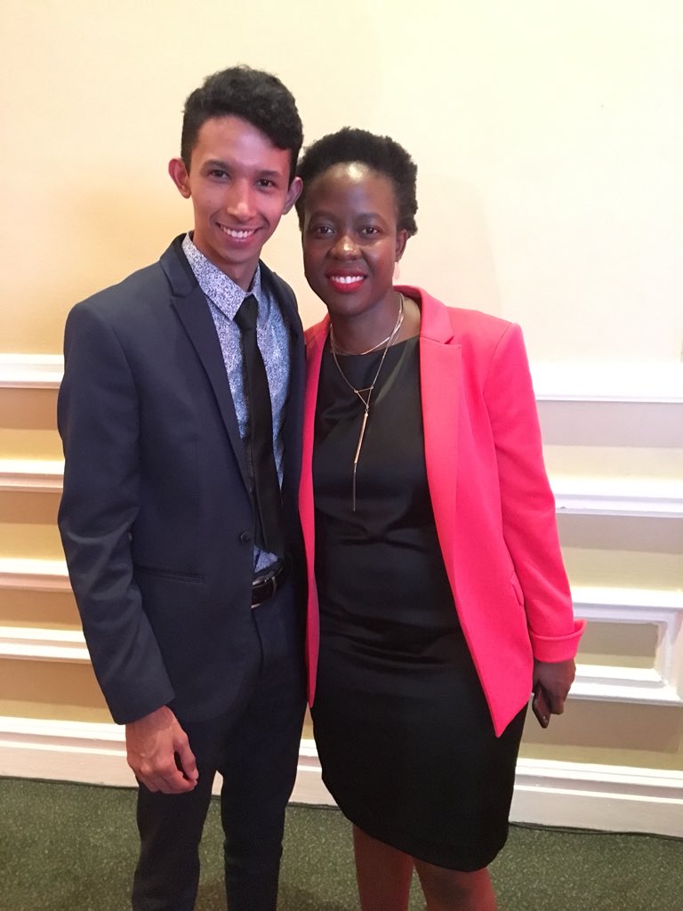 JulianTDaniels's tweet photo. Inspired at the #GradStar2018 Gala dinner! Amazing keynote speaker @ziphosikhakhane teaches us to never give up and to remain authentic. @GradStarSA https://t.co/nrqgQ9FdQH