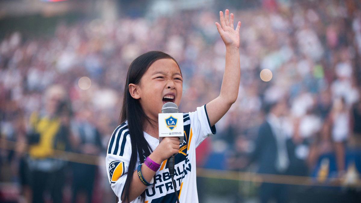 shourdo_'s tweet photo. 7-Year-Old Girl Belts Out National Anthem, Steals Show At MLS Match https://t.co/mL7UNjUlzF https://t.co/d4geyq9w1c