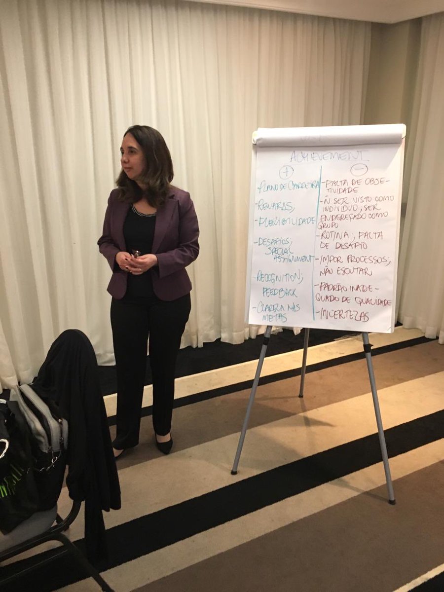 ClaraPolancoGuz's tweet photo. Dia 2 de #UPSDS em São Paulo revisando o que motiva nossas pessoas a aumentar a productividade @GeorginaBane @ErnspikerJulia @Stefani1Maureen @UPSers https://t.co/RMVHdBBccE