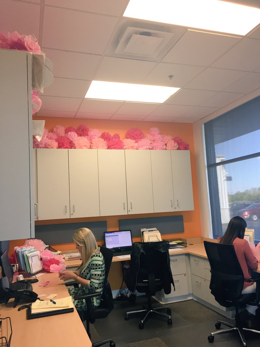 GraffDurand's tweet photo. Guess what's coming Oct. 1?! #IDriveFor #BreastCancerAwarenessMonth https://t.co/RB7IHyTXbS