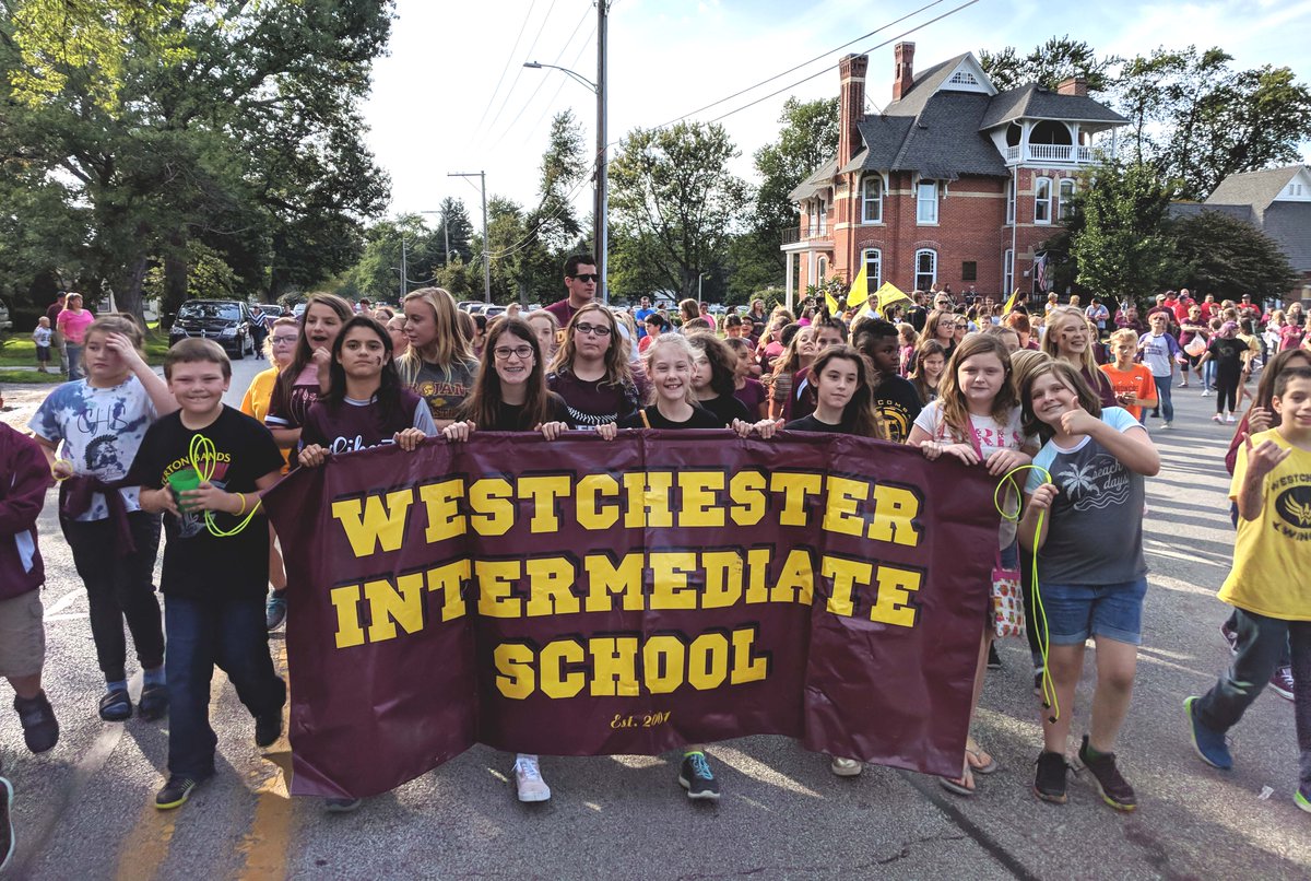 Dunelandk12's tweet photo. Westchester Intermediate School#HomecomingParade2018 https://t.co/X9lHFKGAZN
