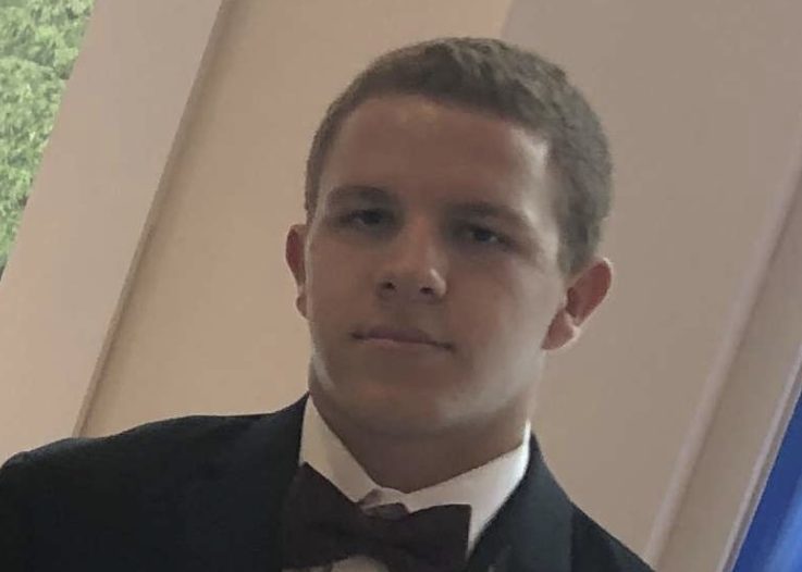 RASports's tweet photo. Male Athlete of the Week: Seymour’s Tyler Ganim https://t.co/zDxJpMq0WZ https://t.co/E323vDMogv