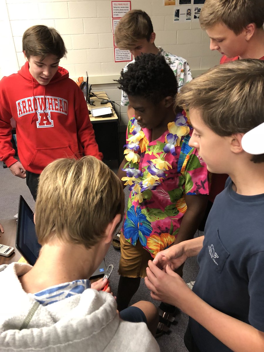 janadanay's tweet photo. Tried my first #breakout activity today in my Comp Essentials class, I will definitely do that again! Loved watching the problem solving and perseverance! https://t.co/P2XwUXLa2F