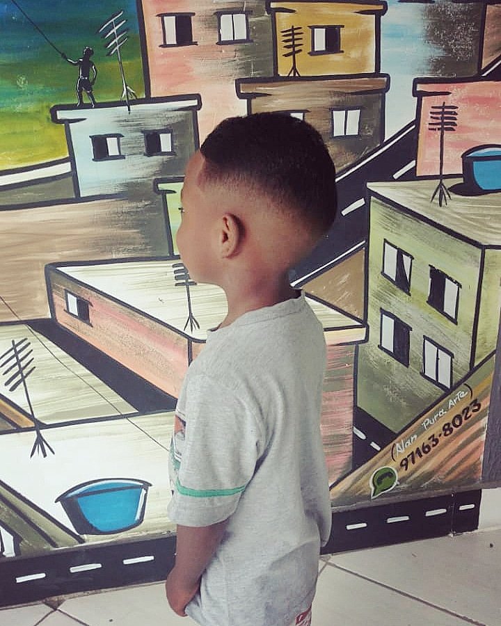2TDoCorte1's tweet photo. Fé em deus e nas crianças da favela NUNCA FOI SORTE SEMPRE FOI DEUS 👏👏✂️📐📏💇‍♂️ https://t.co/OX6cpkw447