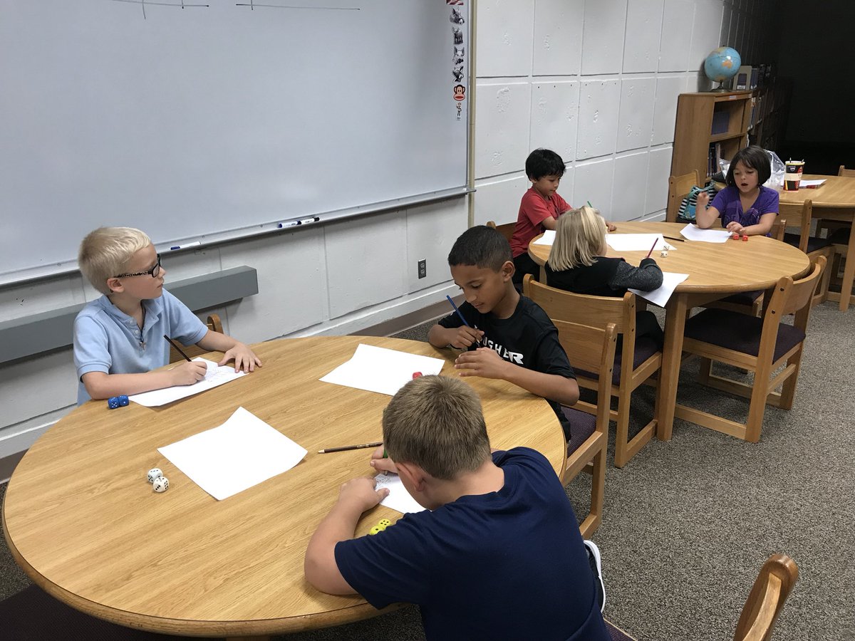 mrsbenne's tweet photo. @BirchcrestTiger #KidsTime Ss working hard on probability, addition, and multiplication during @BedtimeMath Crazy8s math club!  #bpsne #bpsSTEAM https://t.co/ughPDNT2N0